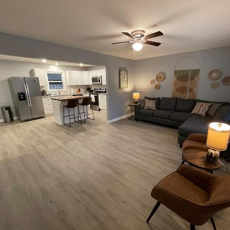 Remodeled Cottage With Sunroom Manchester Dış mekan fotoğraf
