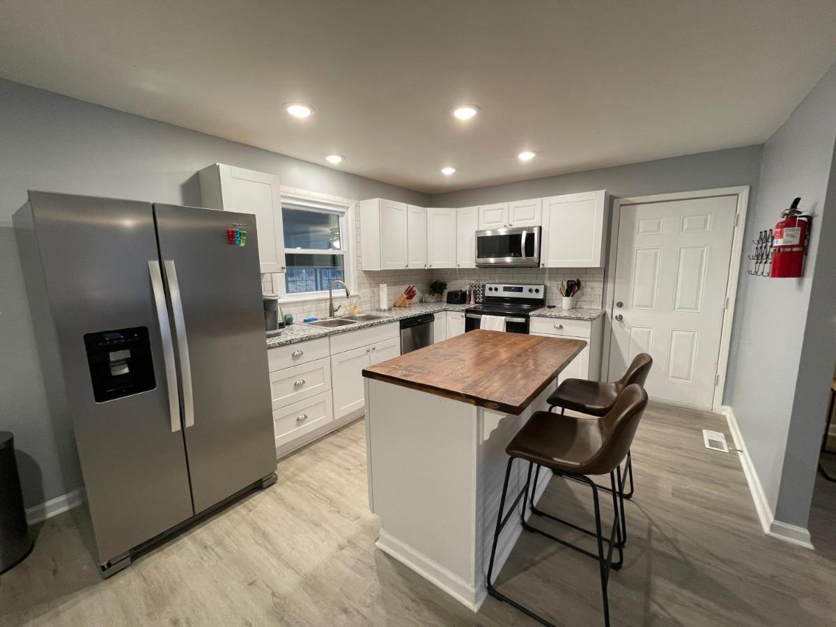 Remodeled Cottage With Sunroom Manchester Dış mekan fotoğraf