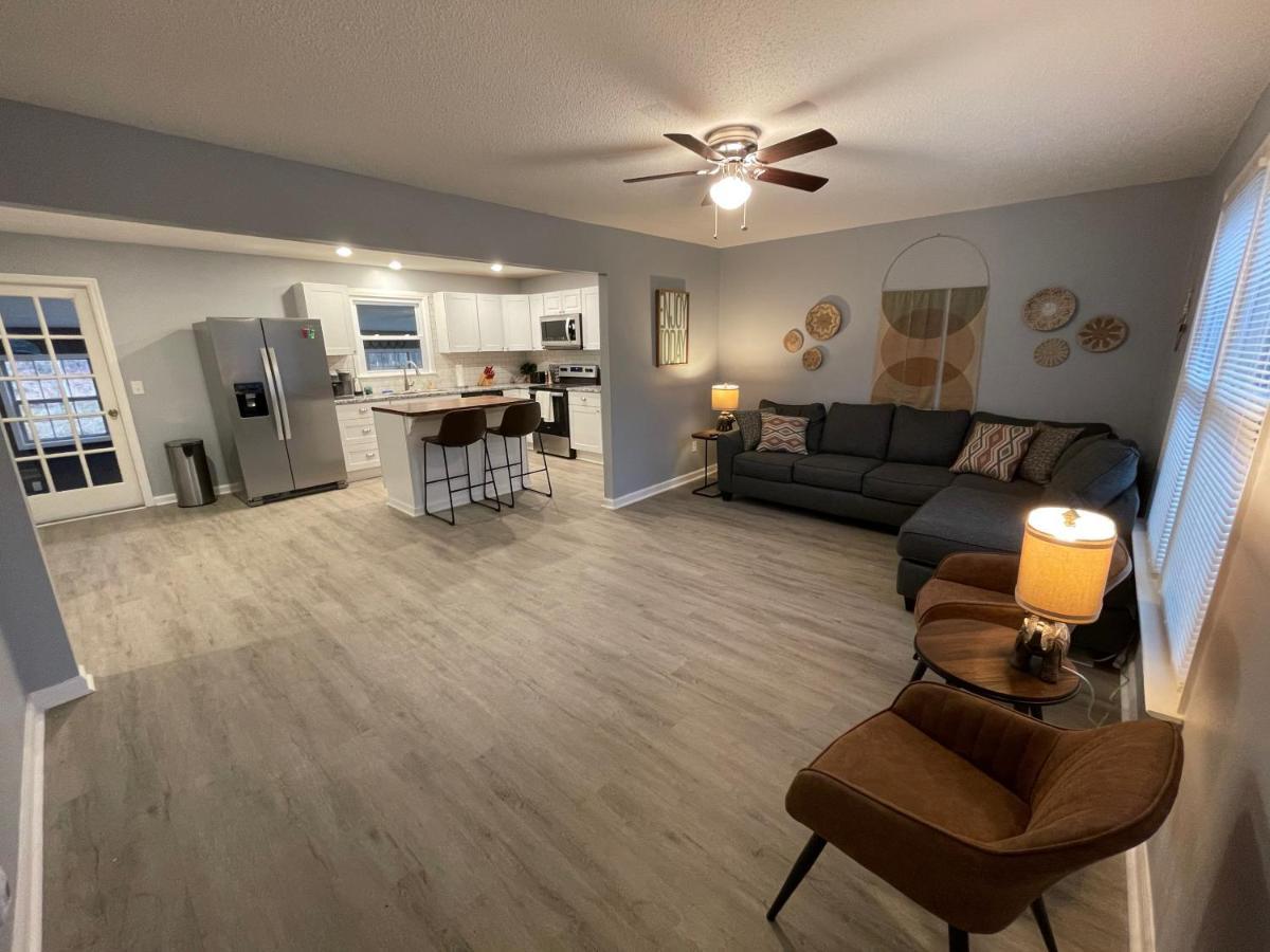 Remodeled Cottage With Sunroom Manchester Dış mekan fotoğraf